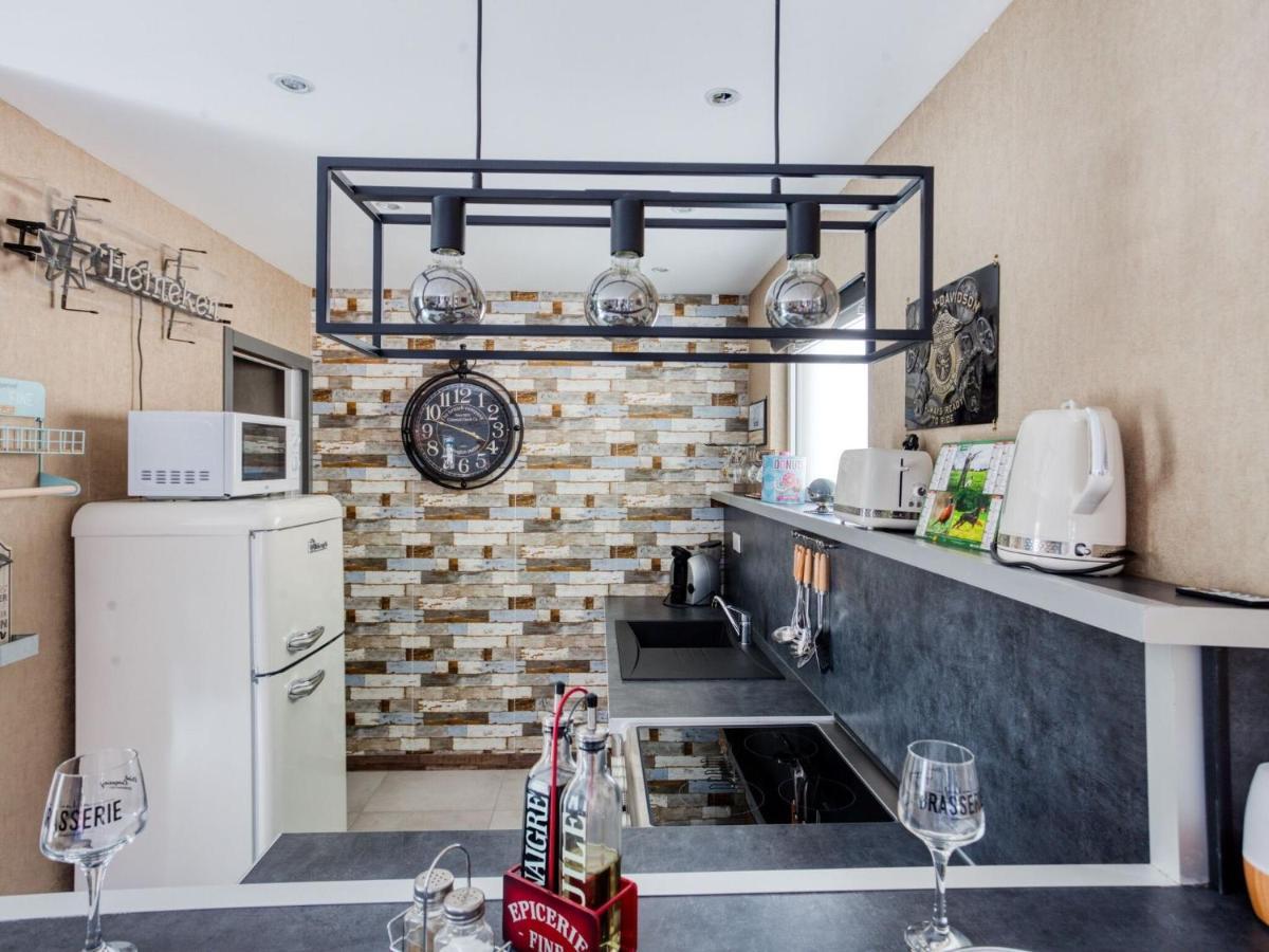 Cosy Apartment In Eperlecques With Fireplace Esterno foto