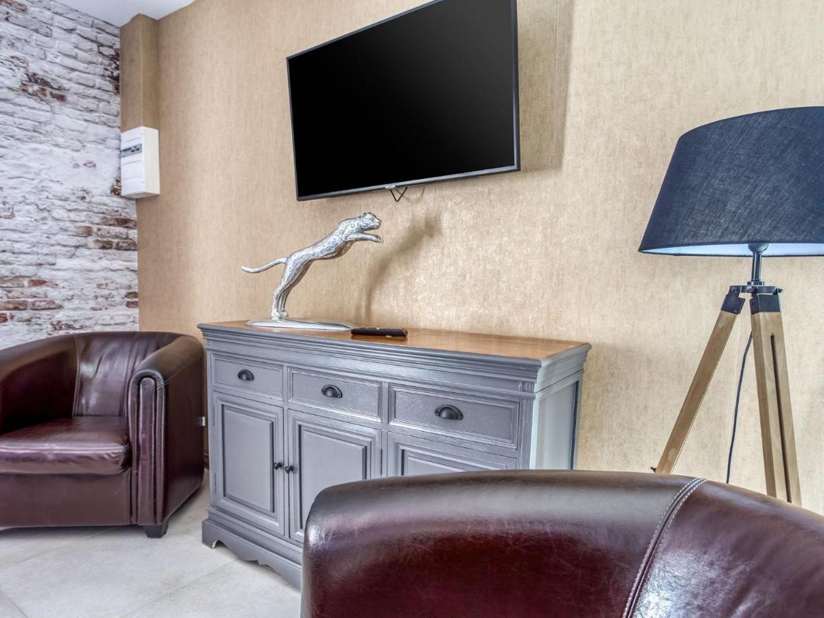 Cosy Apartment In Eperlecques With Fireplace Esterno foto