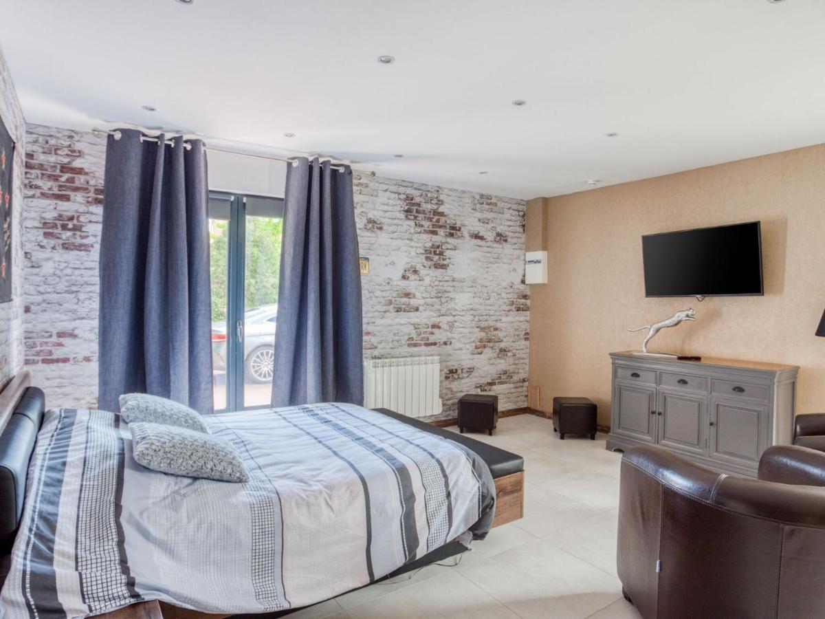 Cosy Apartment In Eperlecques With Fireplace Camera foto